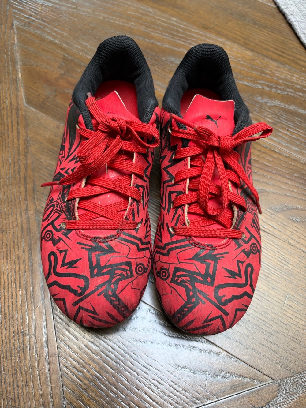 Puma Youth Soccer Cleats Red/Black Size 2